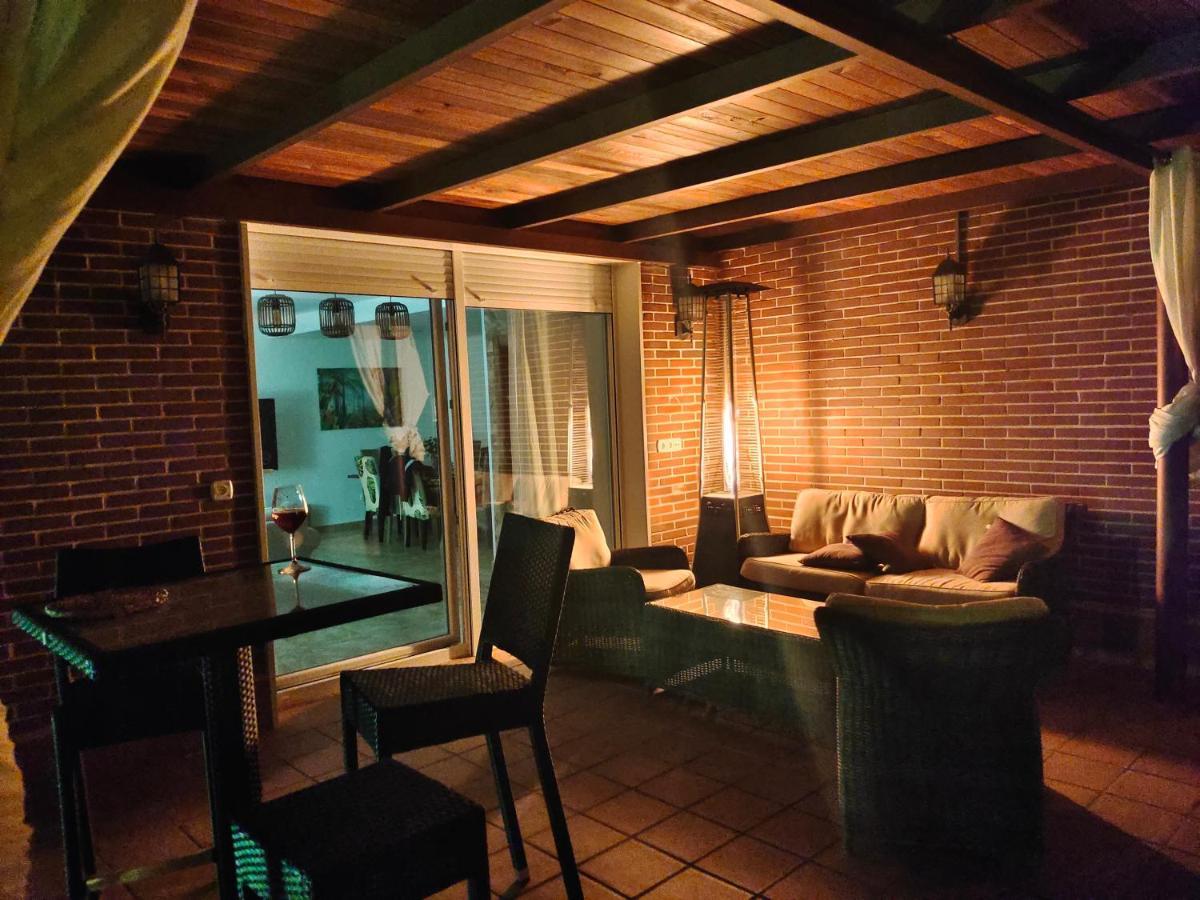 Lia Y El Pinar Guest House Olías del Rey Екстериор снимка